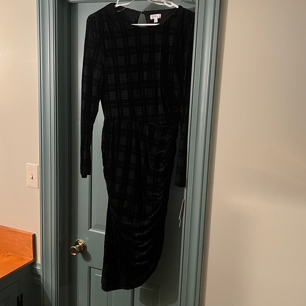 Nicole Miller Black Textured Dress